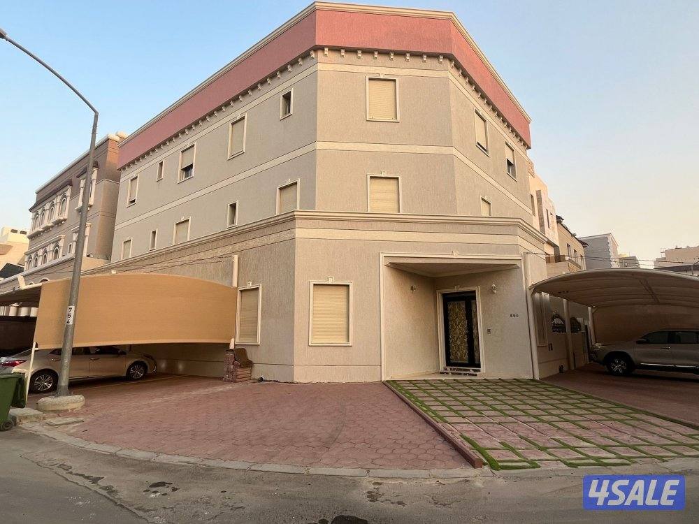 للبيع فيلا في شمال غرب الصليبخات0