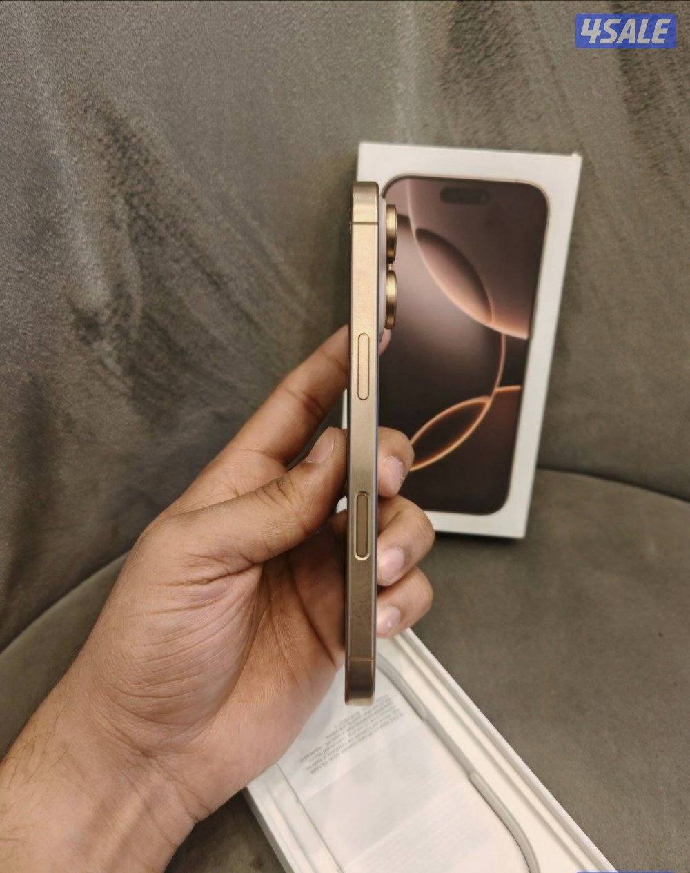 iPhone 16 pro max 100%3