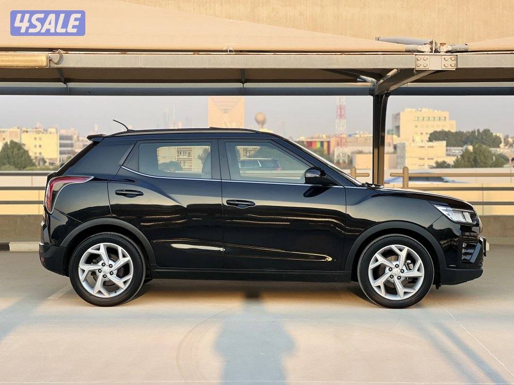 للبيع تيفولي - م 2020 - 1600 سي سي - بحالة وكالة4