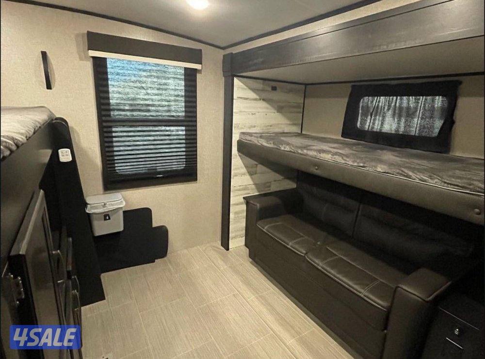 طلبية خاصة وايت هوك جايكو6