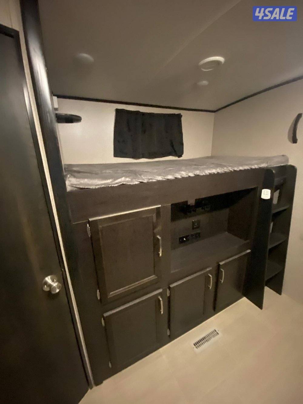 طلبية خاصة وايت هوك جايكو7