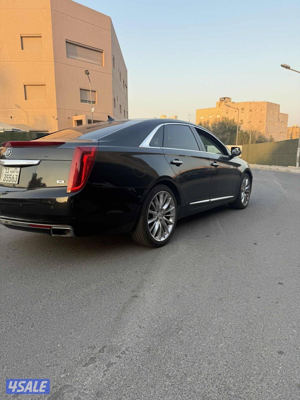 للبيع كاديلاك XTS41