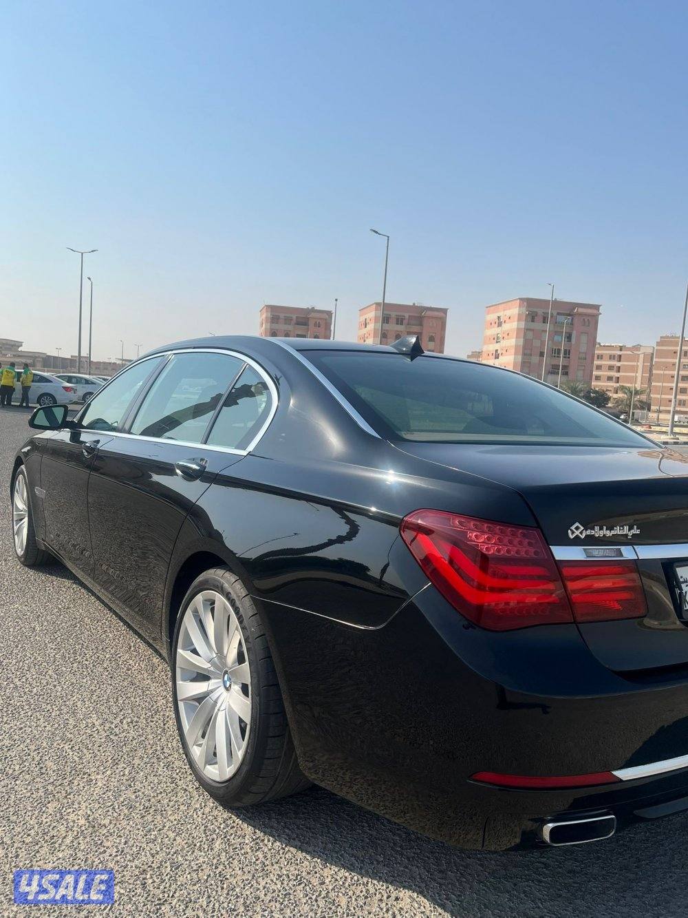 للبيع BMW 740Li موديل 20143