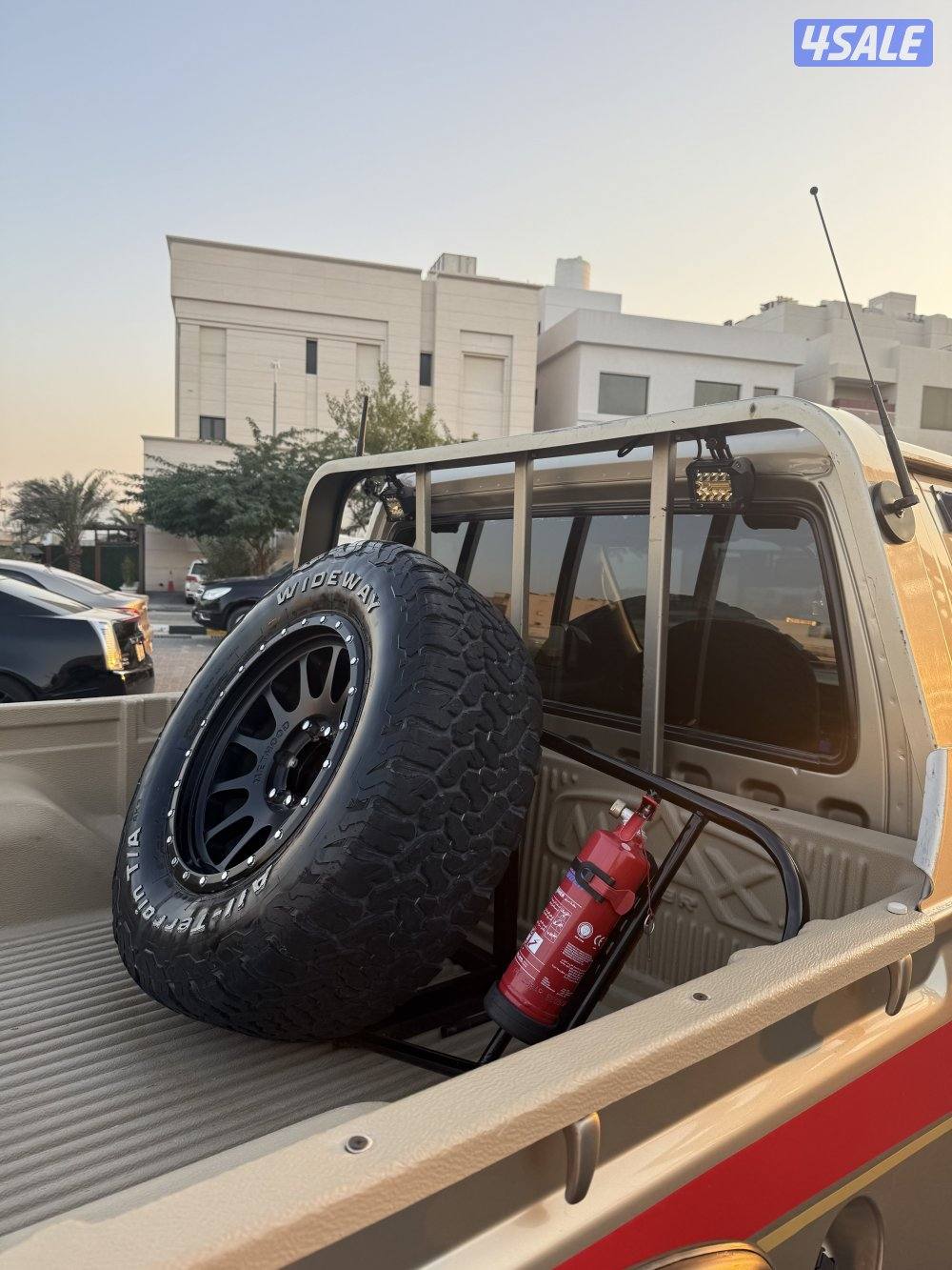 للبيع نيسان بيك اب تماتيك موديل  2013 ماشي 417,000 KM8