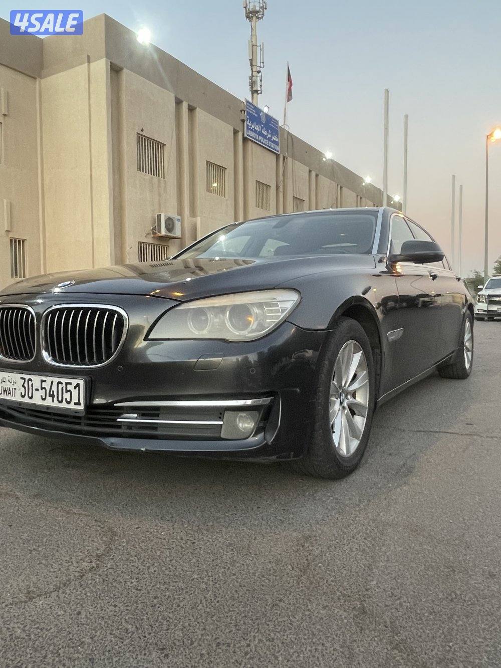 للبيع بي ام 730 موديل ٢٠١٥ صبغ الوكاله ماشي ٢٠٥3