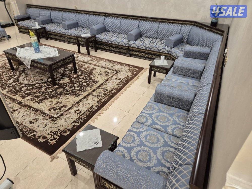 طقم ديوانيه مع طقم طاولاته كامل2