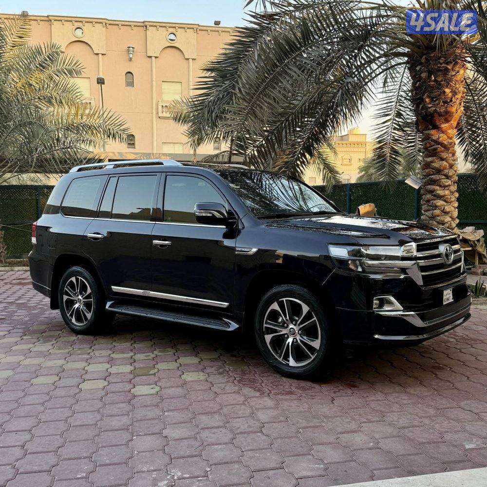 لاند كروزر تورنق v8 موديل 20201