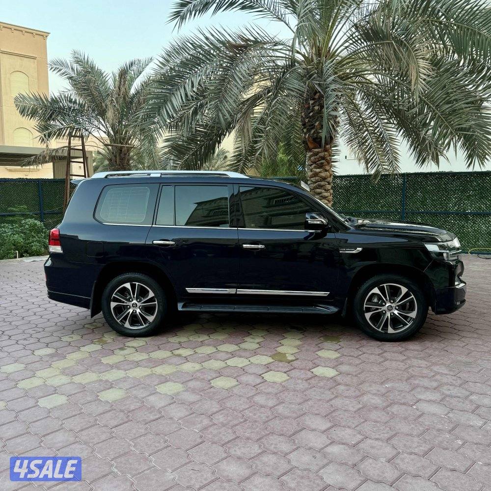 لاند كروزر تورنق v8 موديل 20202