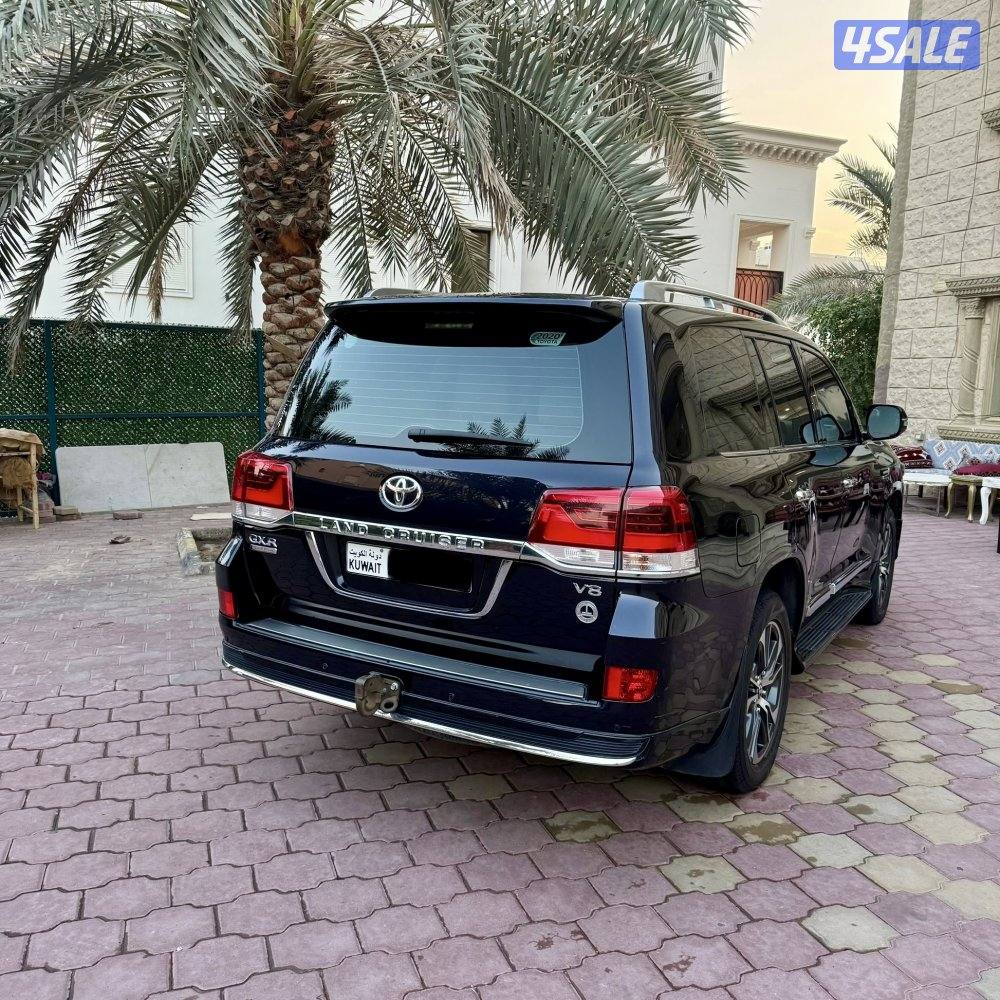 لاند كروزر تورنق v8 موديل 20203