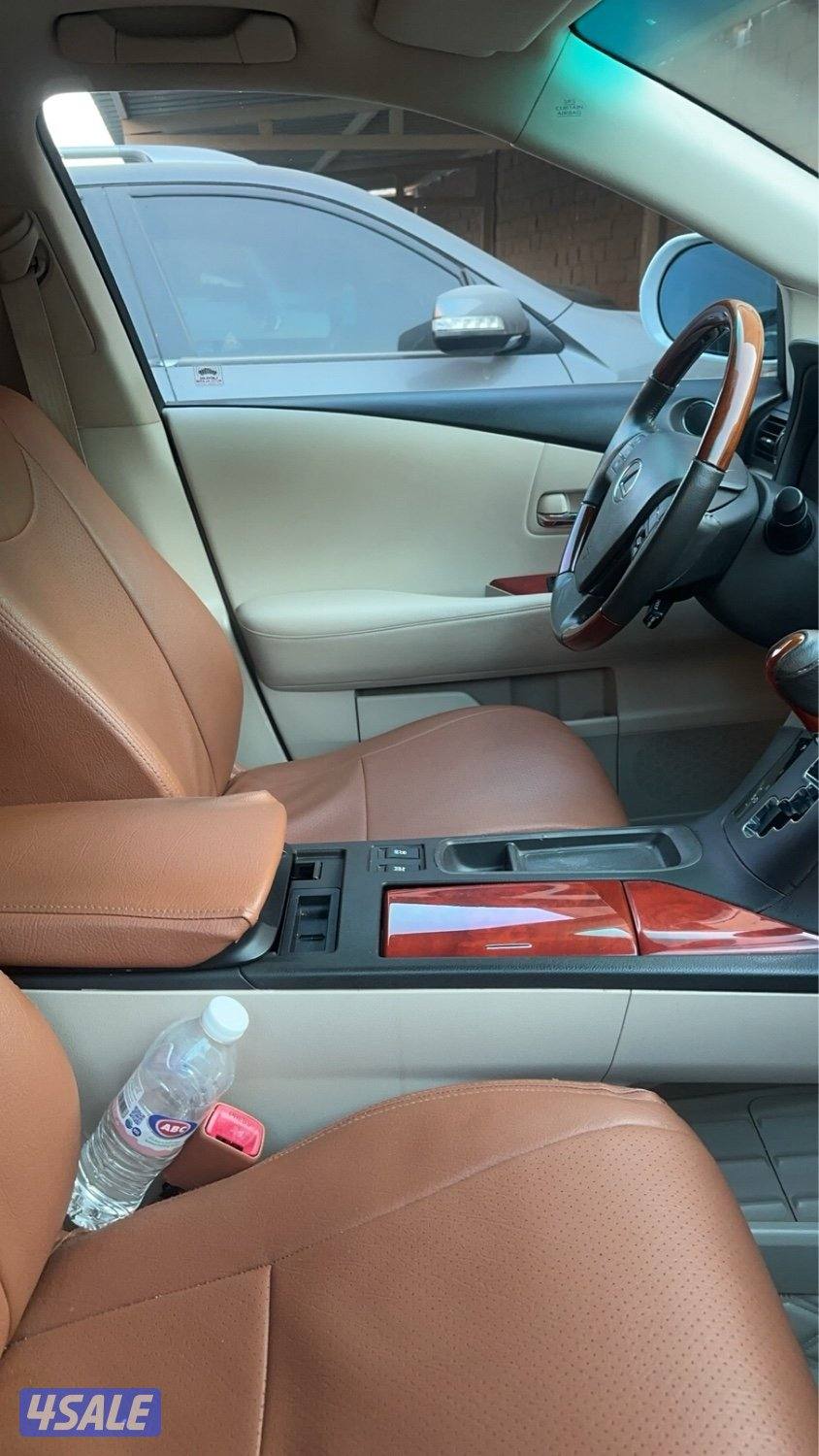 جيب لكزس RX 2010 ماشي ٢٤٠ شرط الفحص4