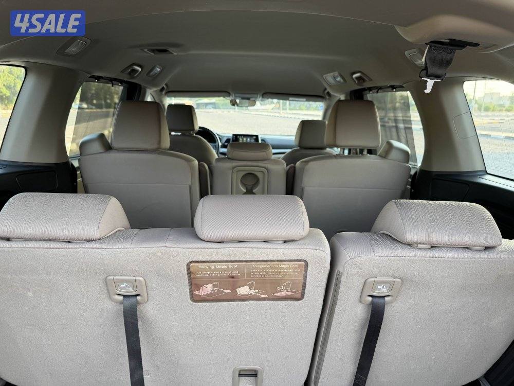 Honda odyssey 2018 ماشي 175 الف8