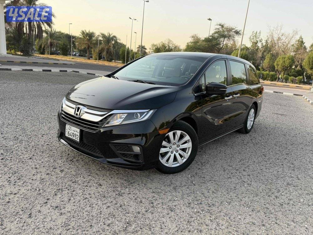 Honda odyssey 2018 ماشي 175 الف5