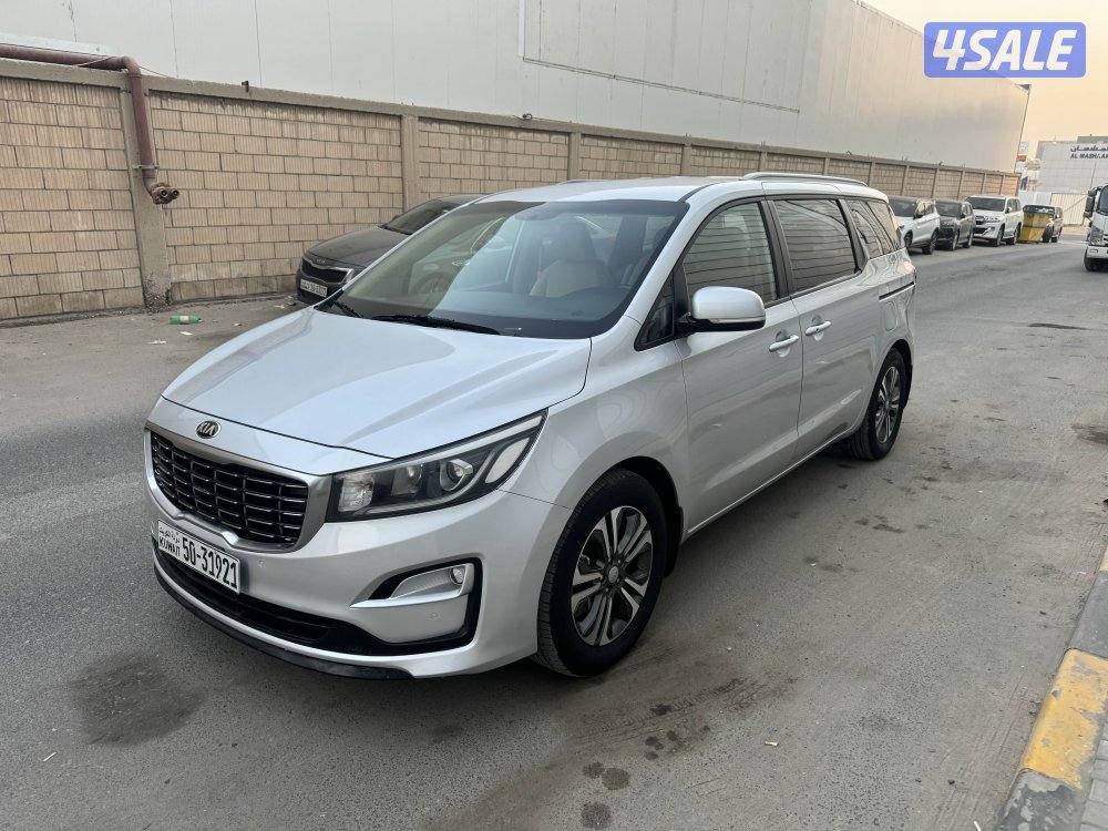 للبيع كيا كرنفال موديل 2019 بحالة الوكاله3