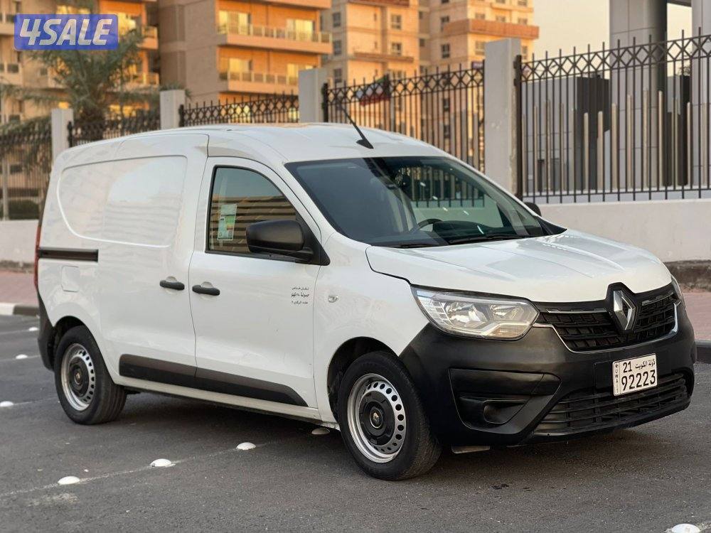 للبيع رينو مقفل1