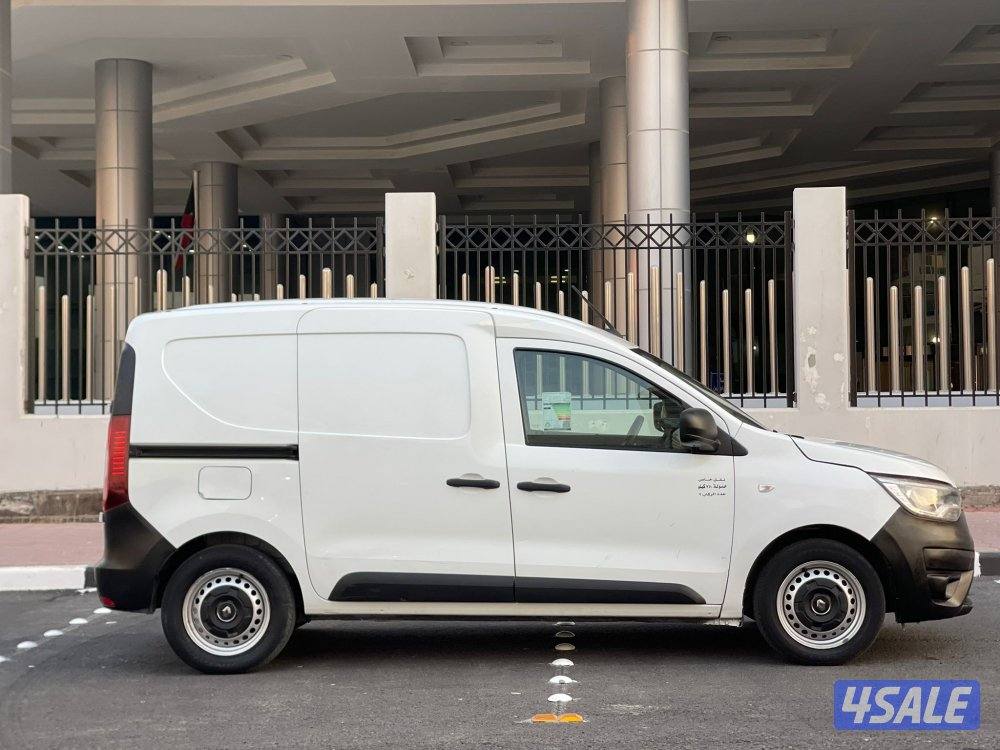 للبيع رينو مقفل2