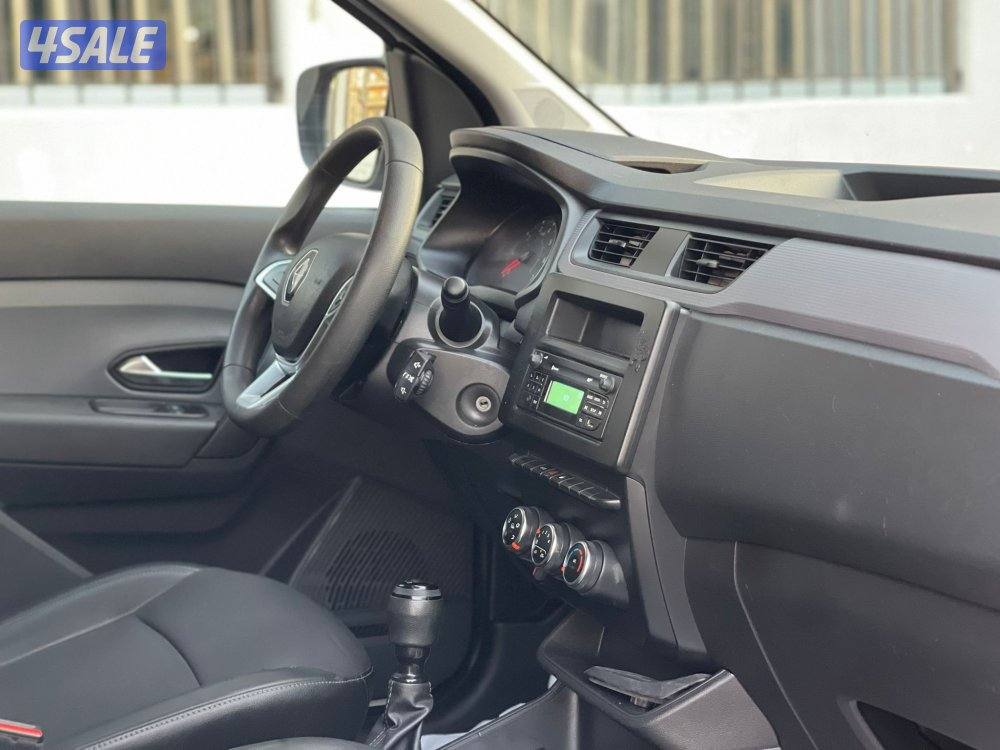 للبيع رينو مقفل7