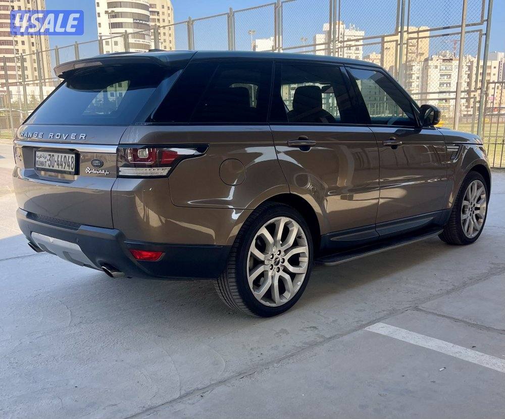 رنج روفر HSE سبورت ٢٠١٤ بحالة فوق الممتازة وشرط الفحص3