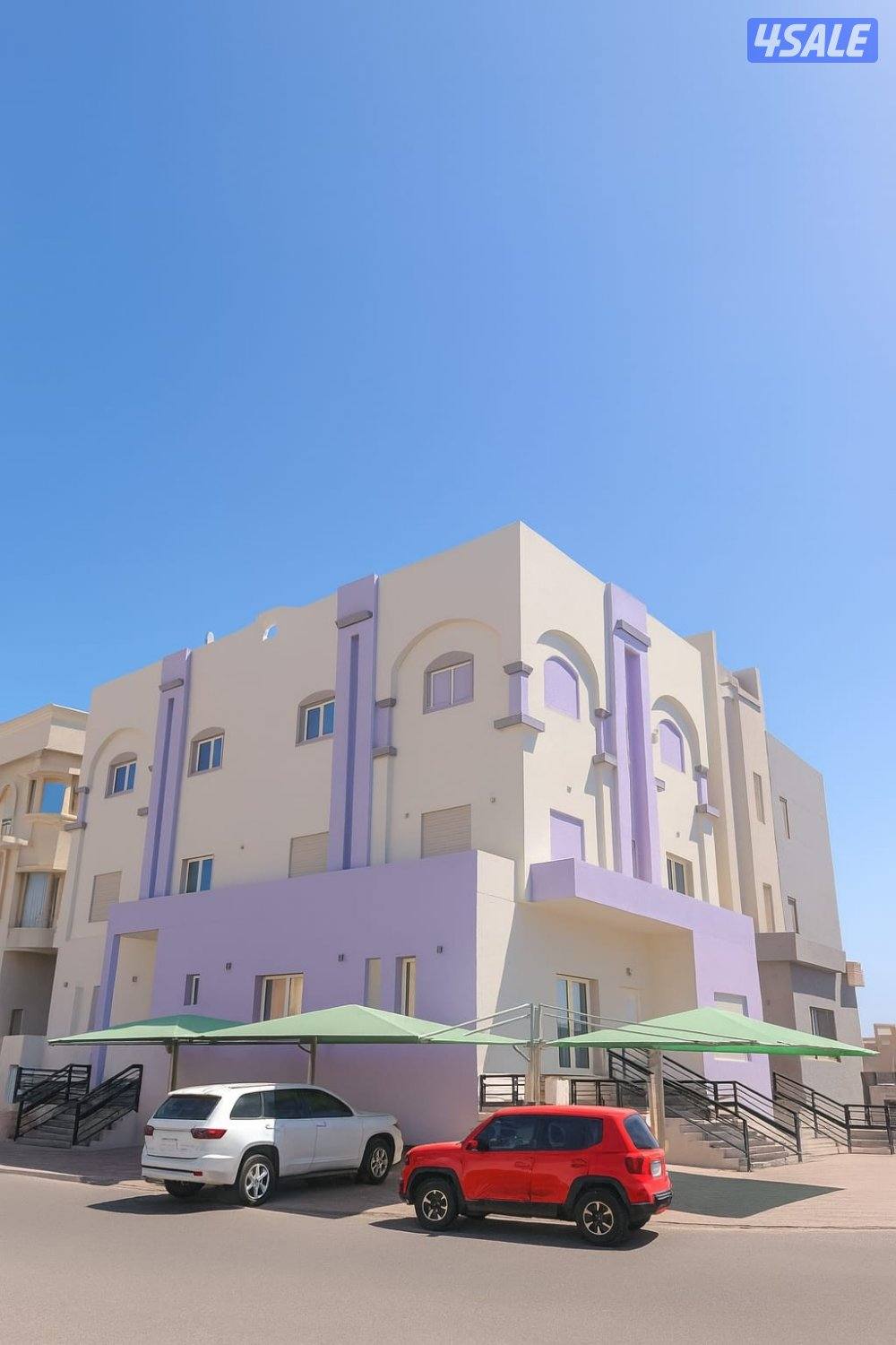 للبيع فيلا في ضاحية الصديق0