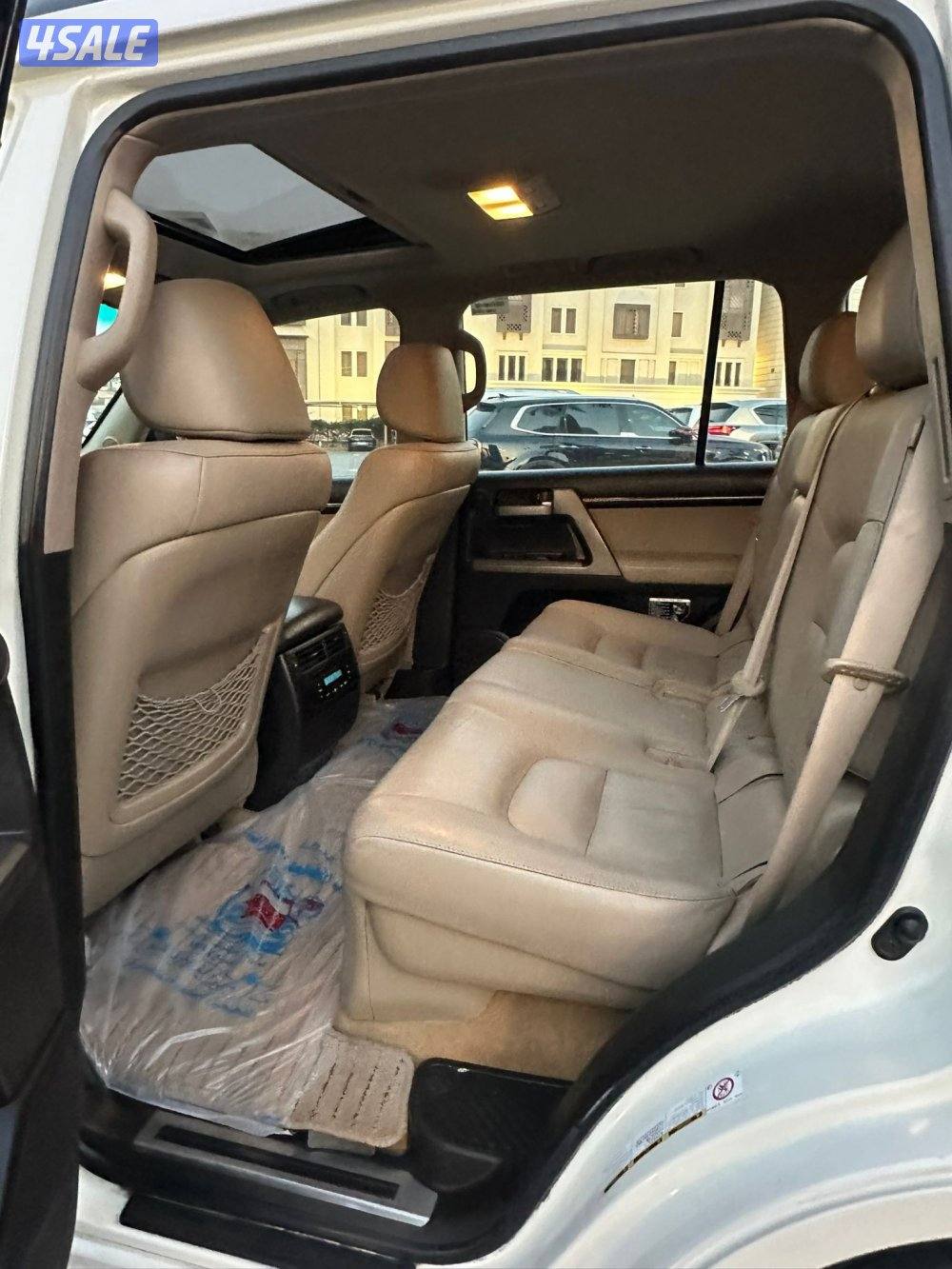 لانـدكـروزر السـايـر VXR8