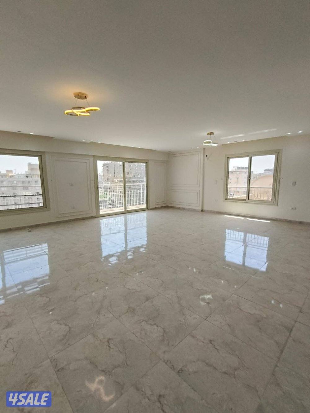 شقة للبيع المهندسين القاهرة دوبلكس ٢٥٠ متر0