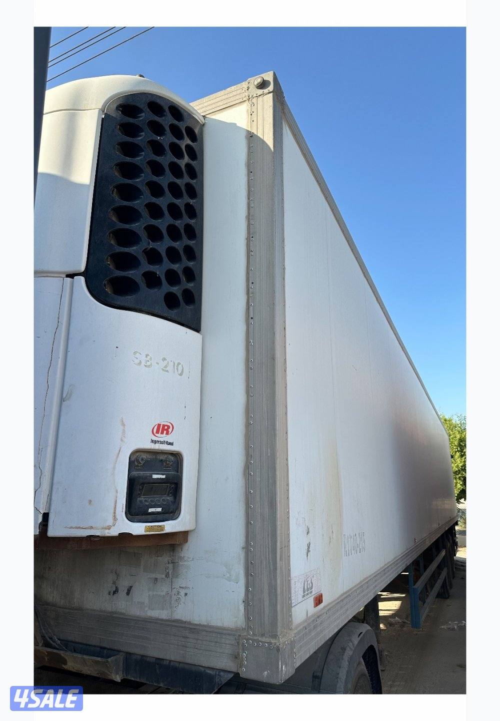 مرسيدس أكتروس حجم 1843 موديل ٢٠١٨ مع ذنب براد ثيرمو كنج1