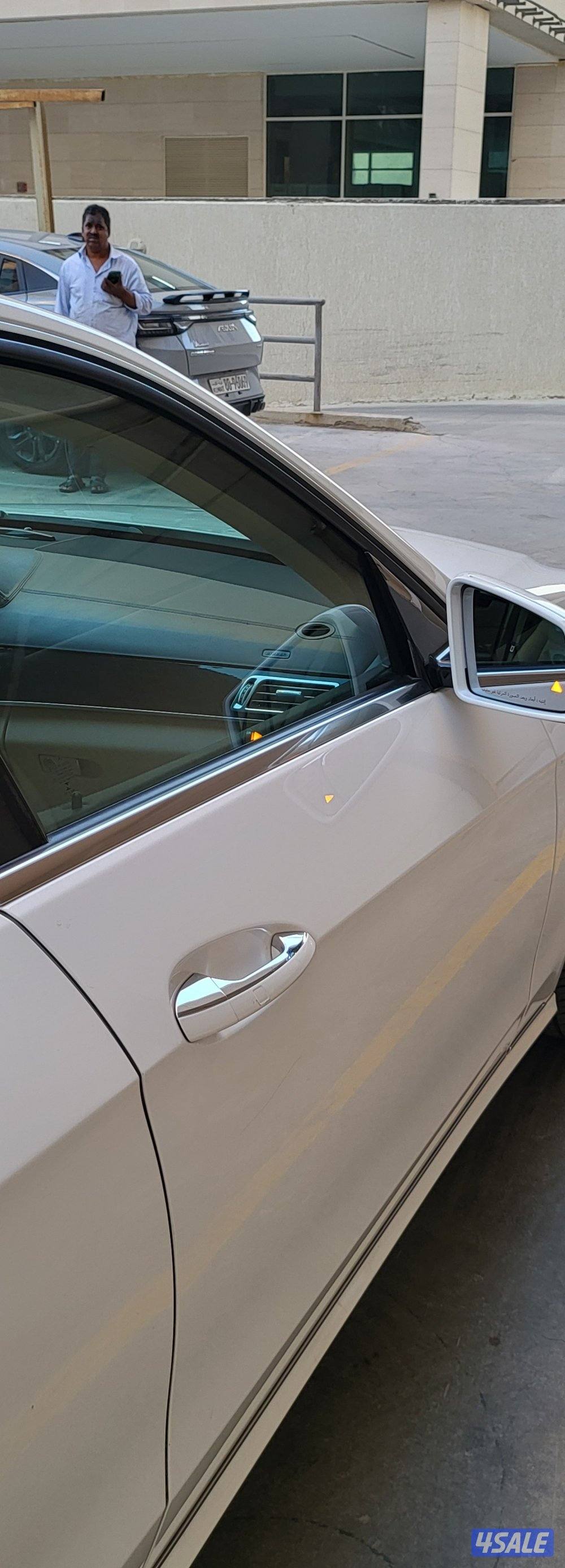 للبيع مرسيدس E200 موديل 2016 وارد الوكالة اعلي مواصفات فتحة/كاميرا 363