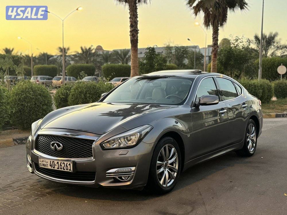 انفينيتي Q70 موديل 2016 صبغ الوكاله بحاله ممتازه0