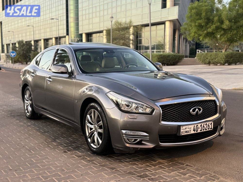 انفينيتي Q70 موديل 2016 صبغ الوكاله بحاله ممتازه1