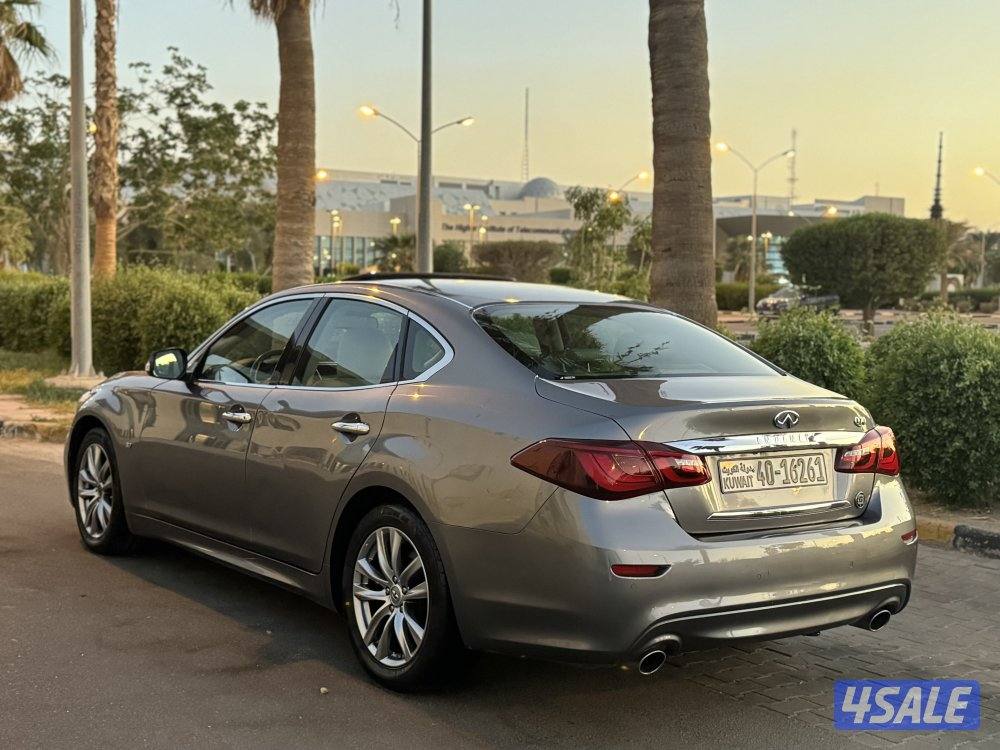 انفينيتي Q70 موديل 2016 صبغ الوكاله بحاله ممتازه4
