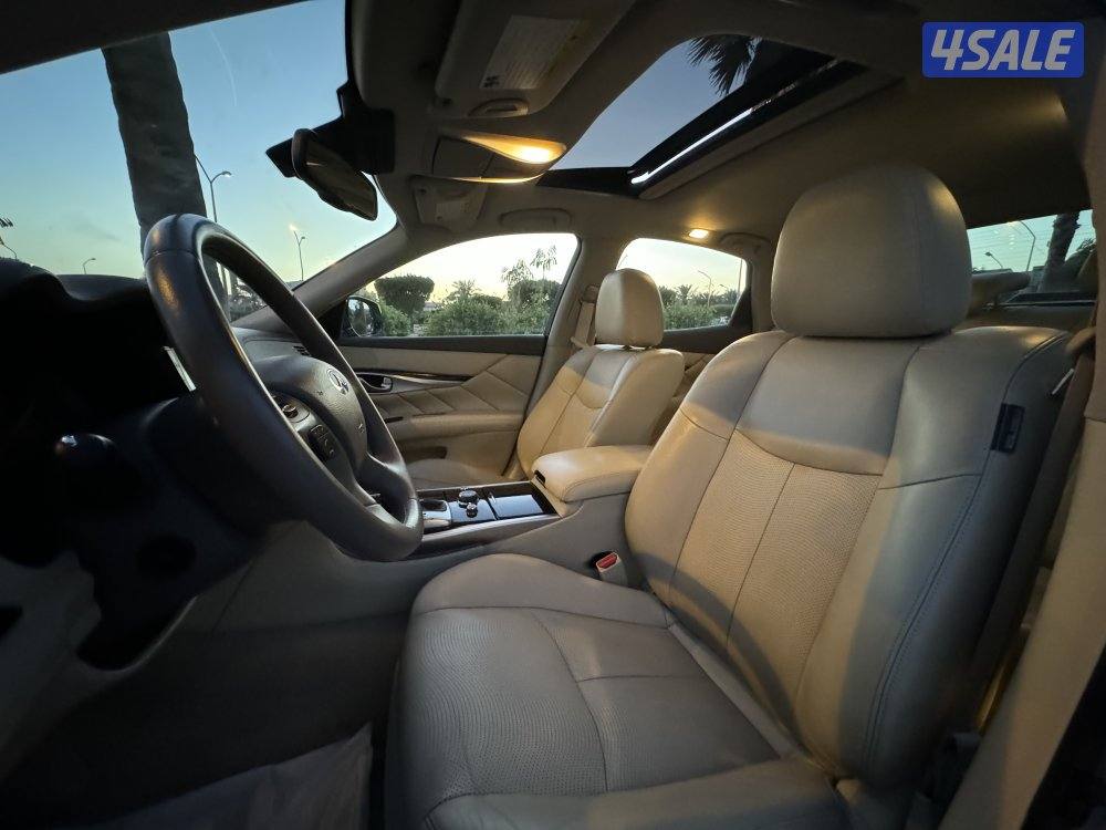 انفينيتي Q70 موديل 2016 صبغ الوكاله بحاله ممتازه12