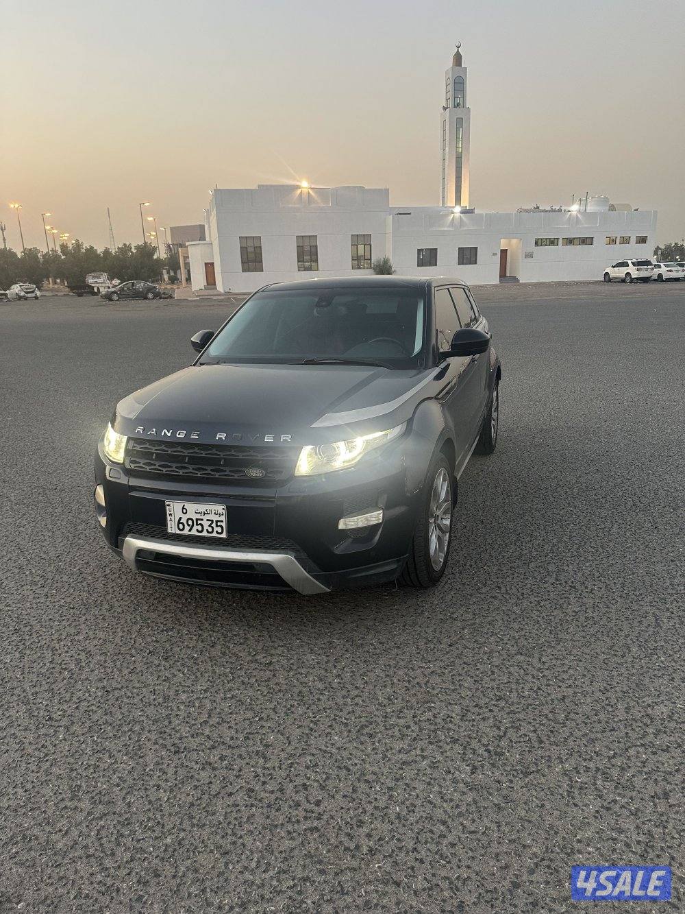 للبيع رنج روفر ايفوك ٢٠١٥6