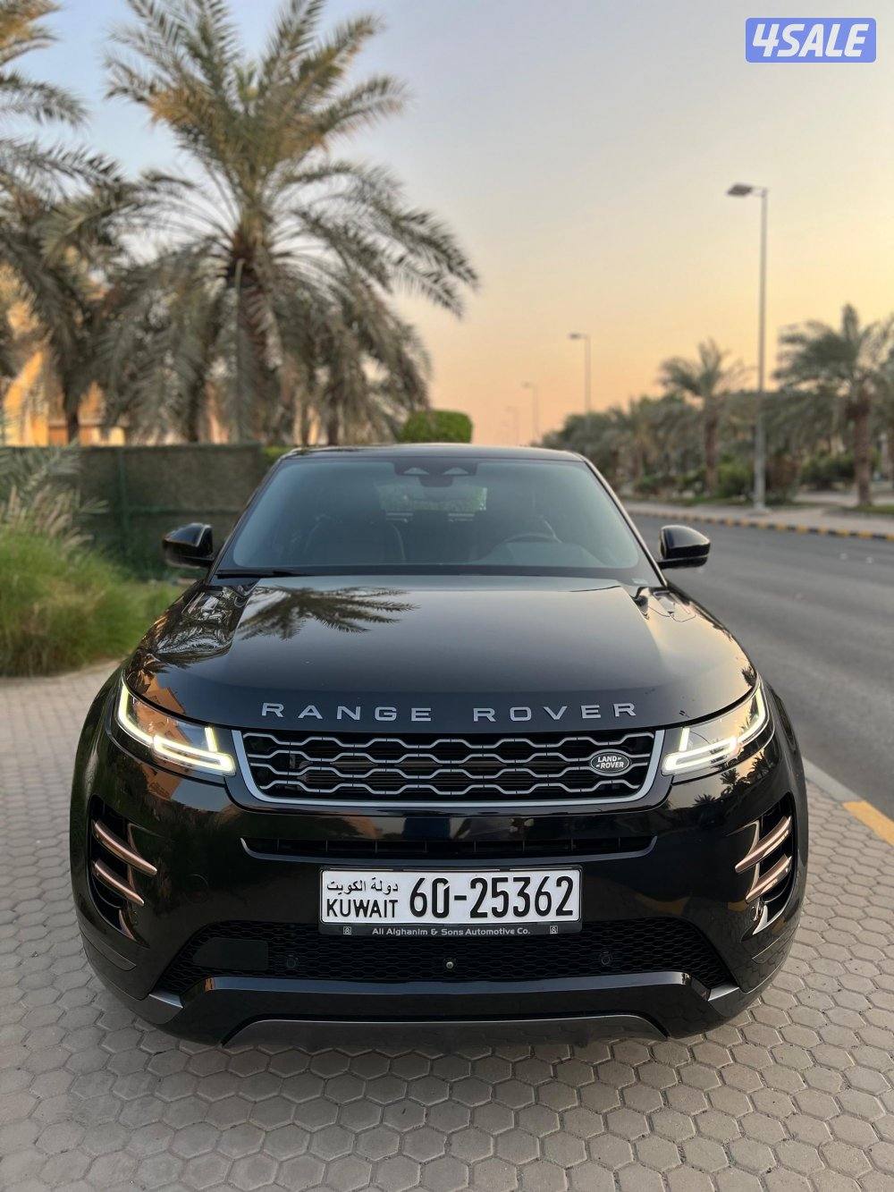 رنج روفر ايفوك Dynamic موديل 2021 بحالة الوكالة1