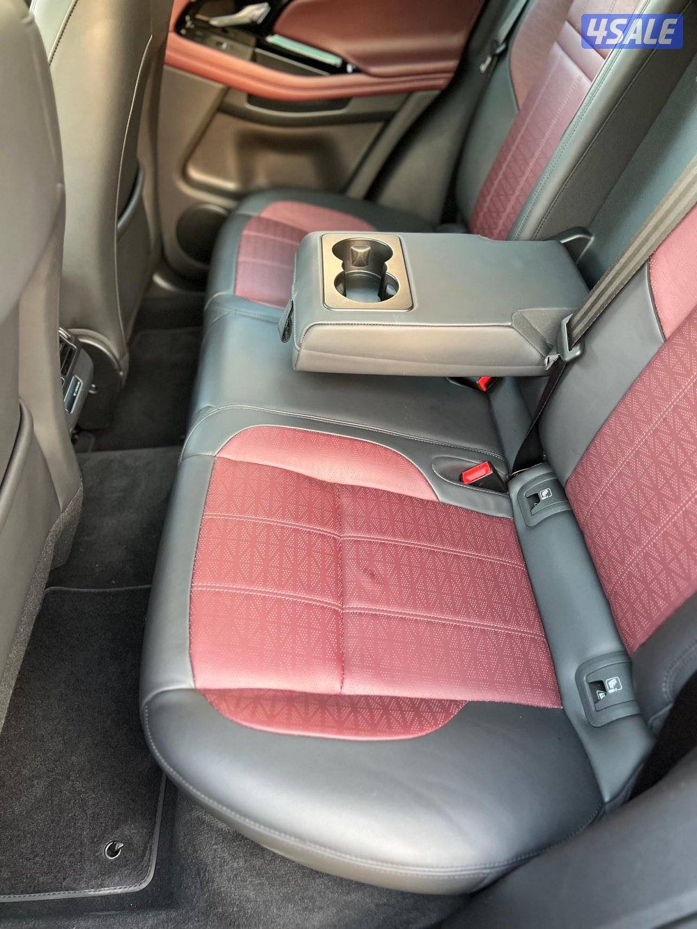 رنج روفر ايفوك Dynamic موديل 2021 بحالة الوكالة8