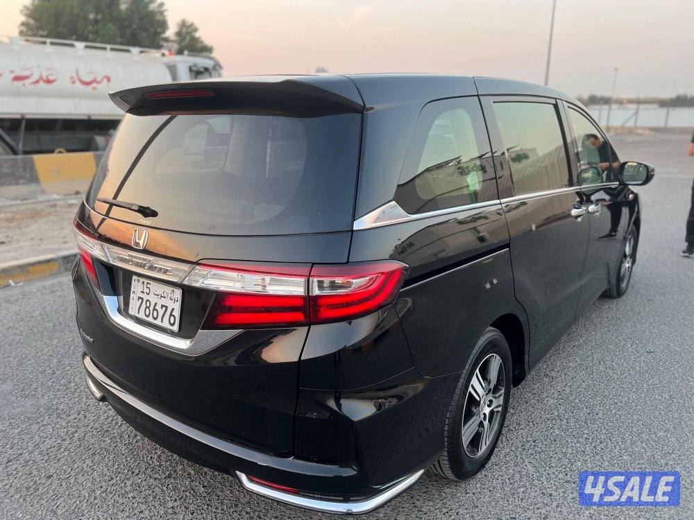 للبيع هوندا اوديسي 2017 بحالة ممتازة3