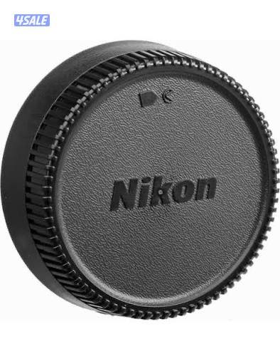 نيكون شبه جديدة ونظيفة جدا مع ملحقات وحقيبة عالية الجودة Nikon D70001