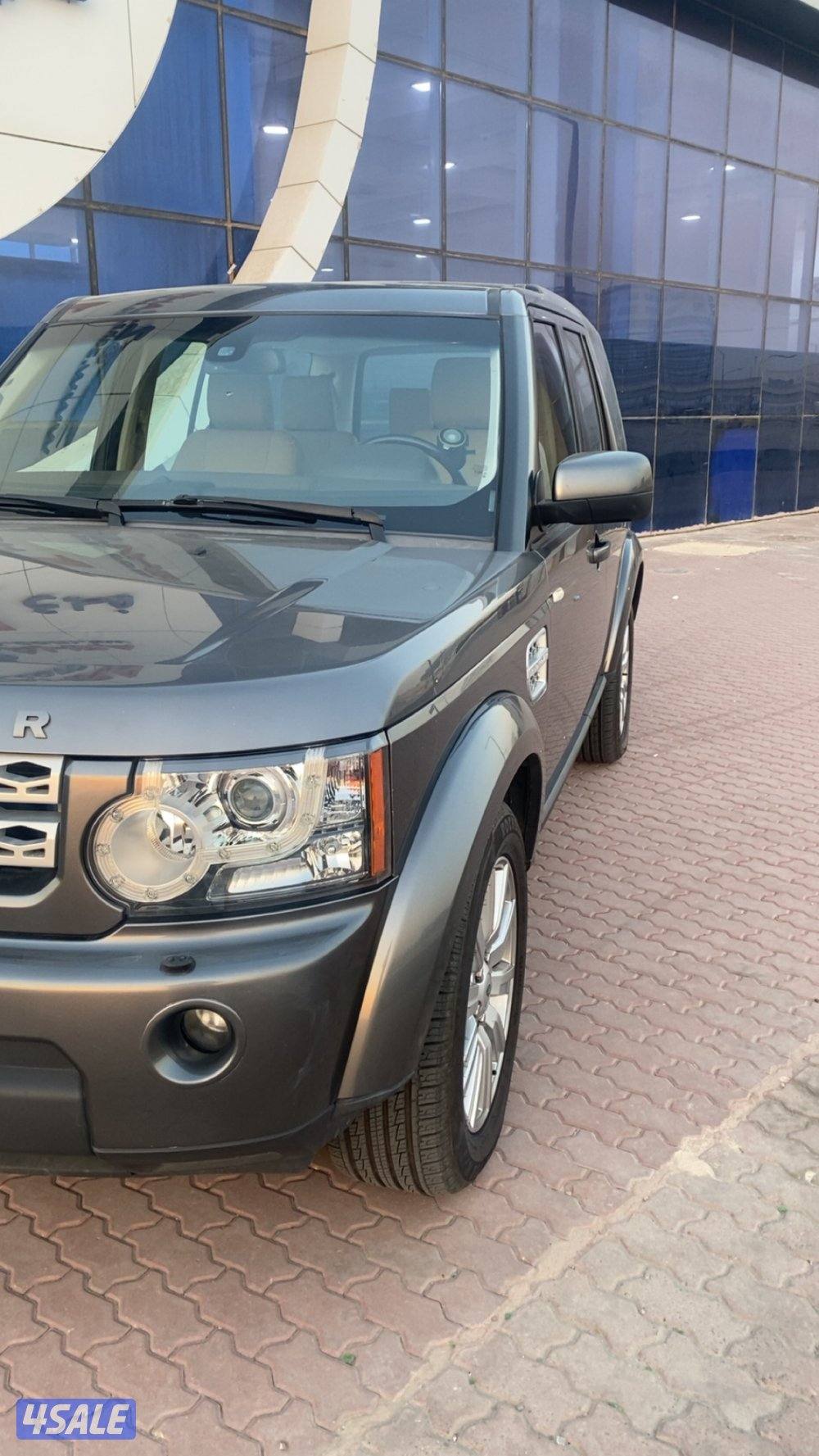 للبيع ديسكفري موديل 2013 اللون رمادي / بيج عداد 211 كم  وارد الوكاله0