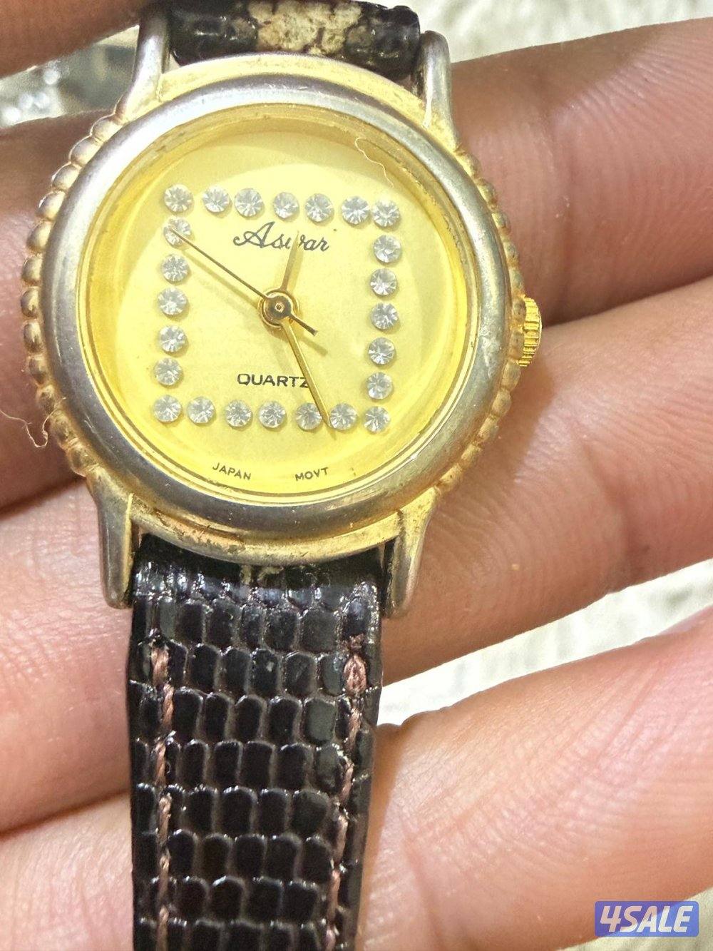 مجموعة ساعات نسائية ماركات مختلفة  بحالة جيدة بيعه جملة2