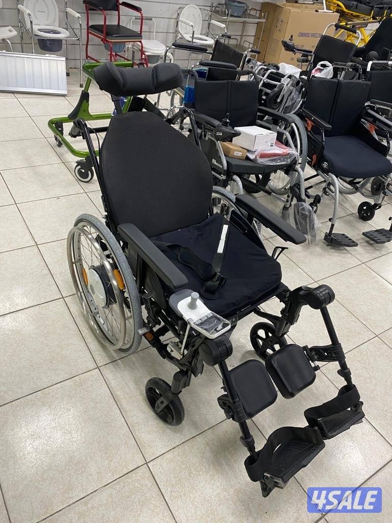 ✨ كرسي متحرك كهربائي ألماني الصنع – راحة كاملة وإمالة حتى التسطـيح! ✨0