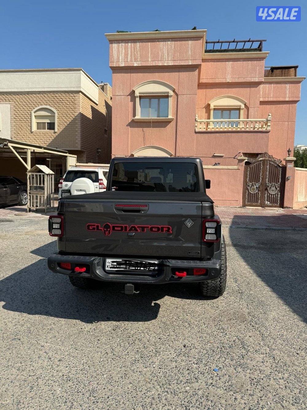 وأنيت رانجلر قلاديتور4