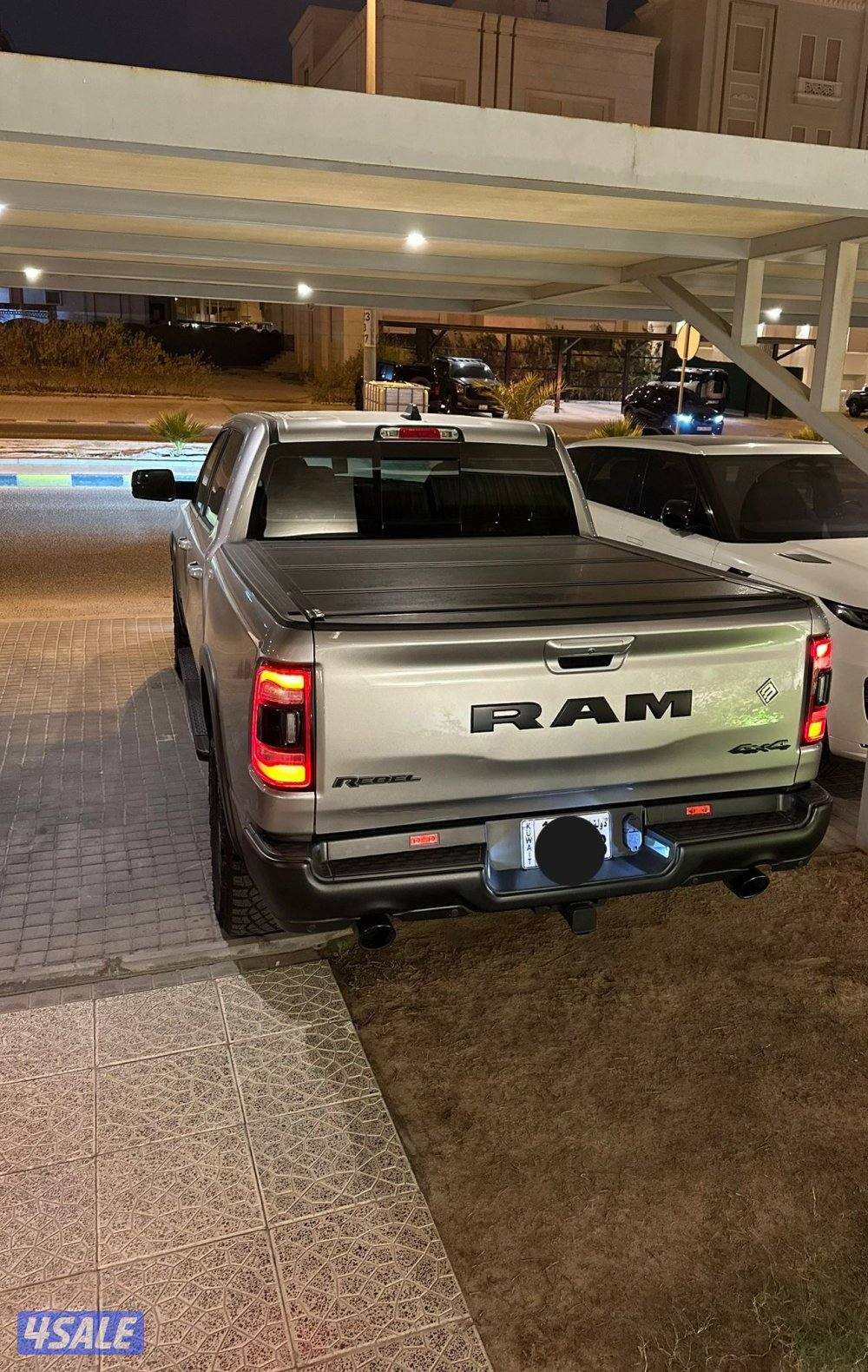 للبيع رام Rebel2