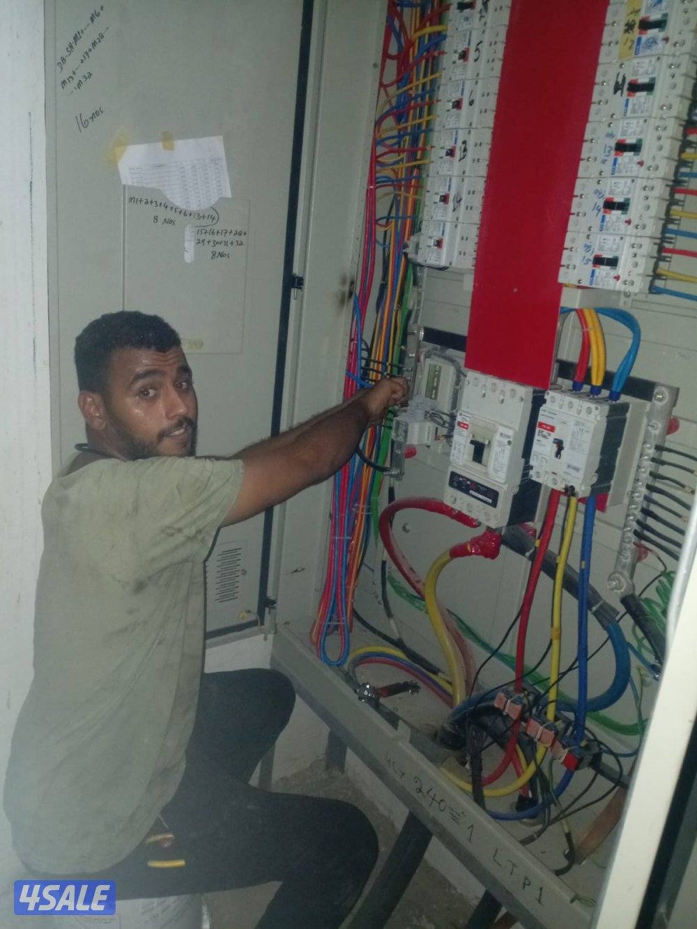 فني كهرباء2