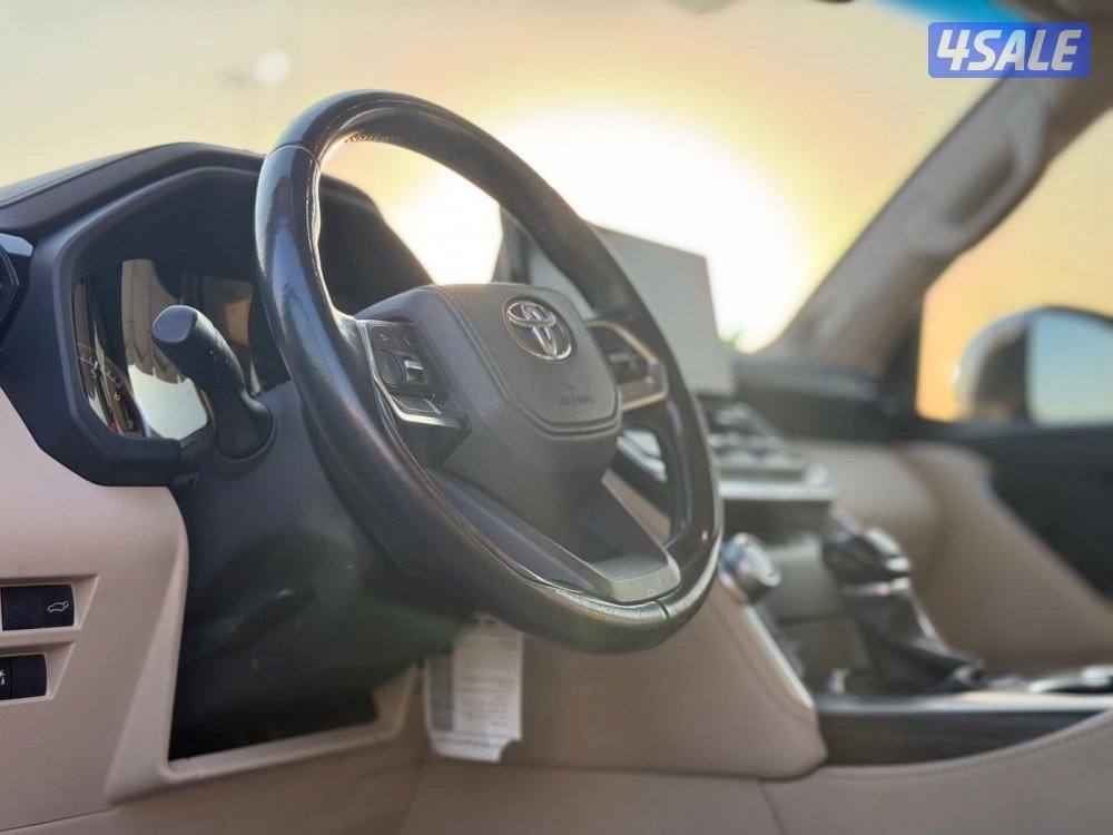 لاندكروزر 2022 VX شرط الفحص بدون تيربو5