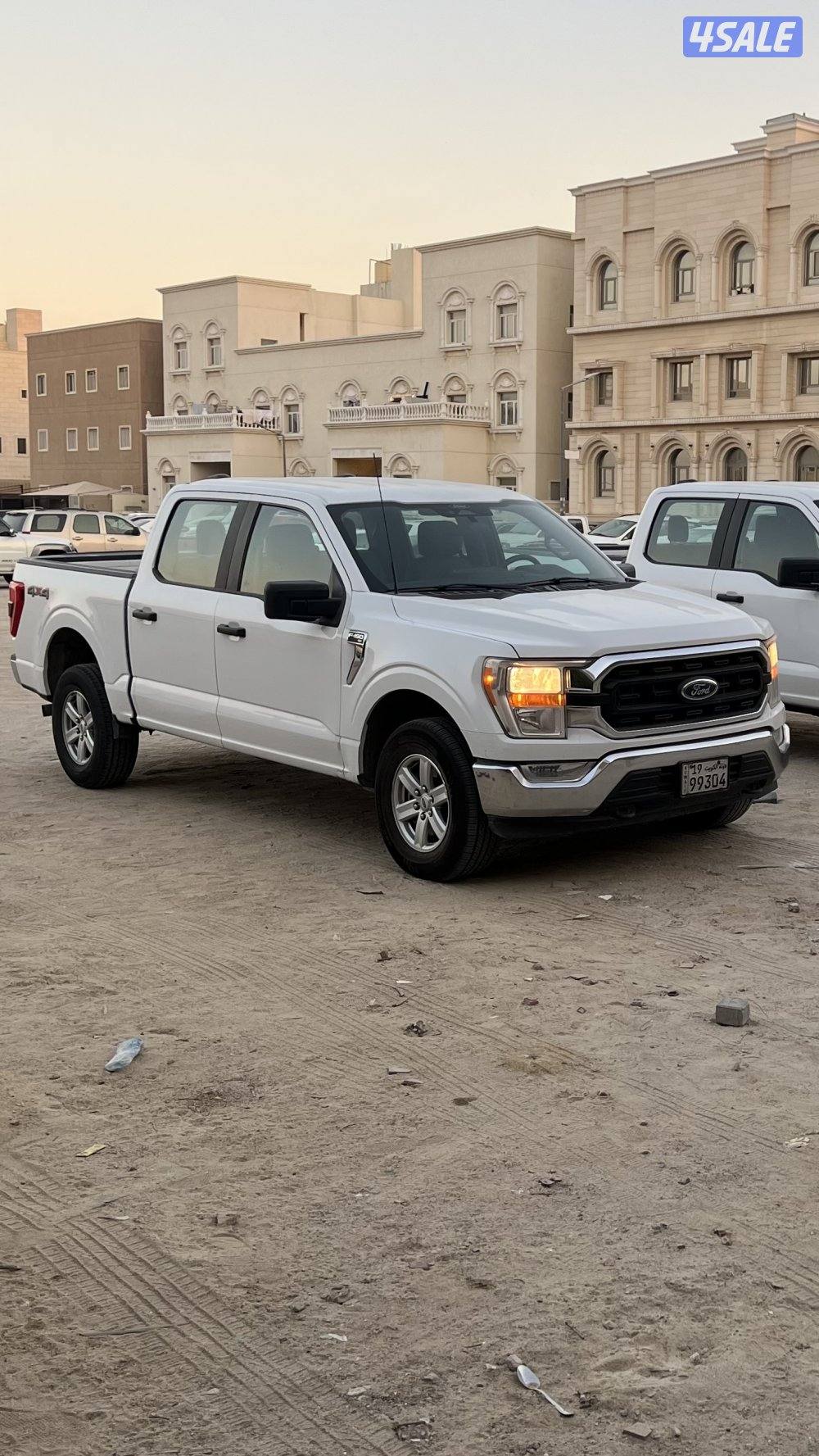 للبيع وانيت 4x4 موديل 20210