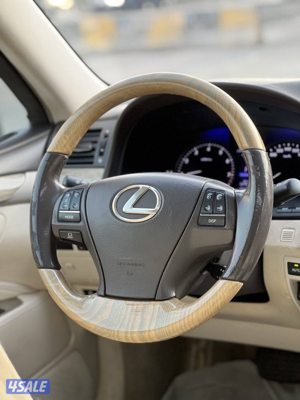 2013 من داخل اوف وايت8