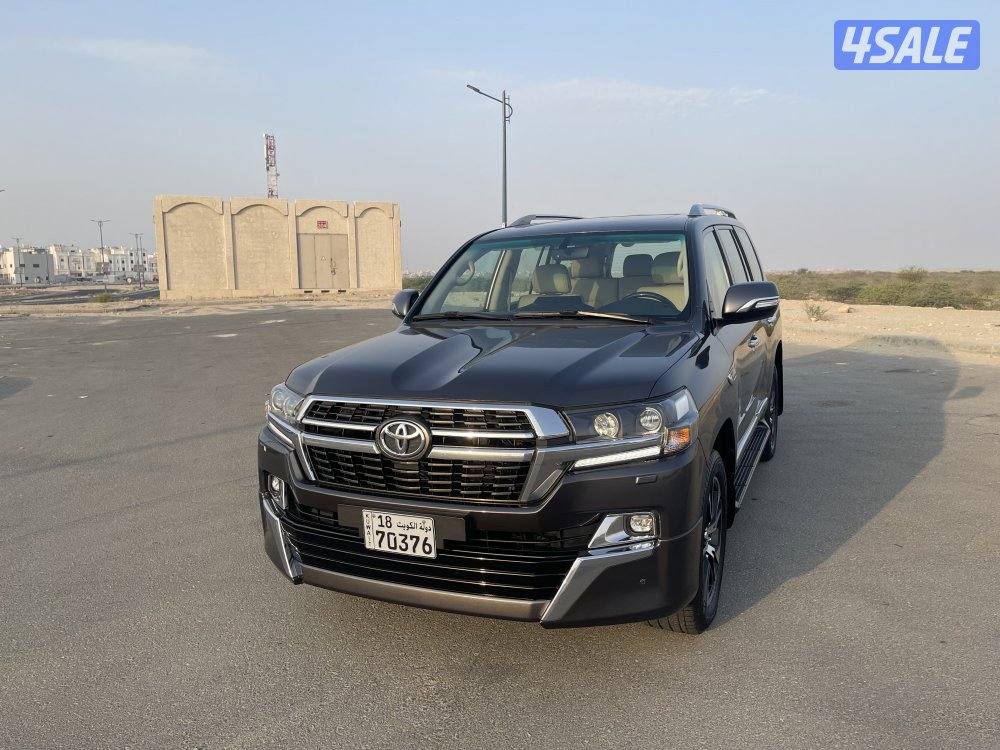 لاندكروزر 2021 قراند تورنق 8 سلندر0