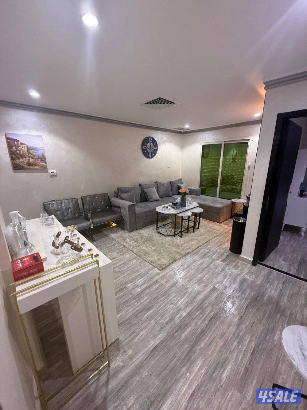 شقه للايجار خلو غرفه وصاله ومطبخ وحمام تشطيب سوبر لوكس5