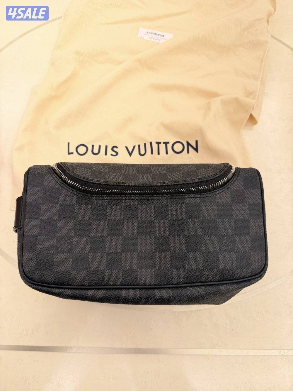 للبيع جنطة يد LV جديده مو مستعمله0