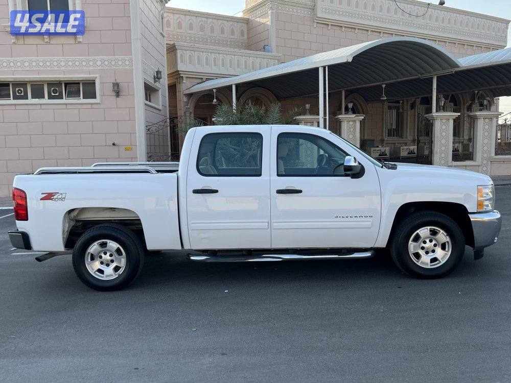 وانيت سلفرادو 2012 z71 دبل جير0