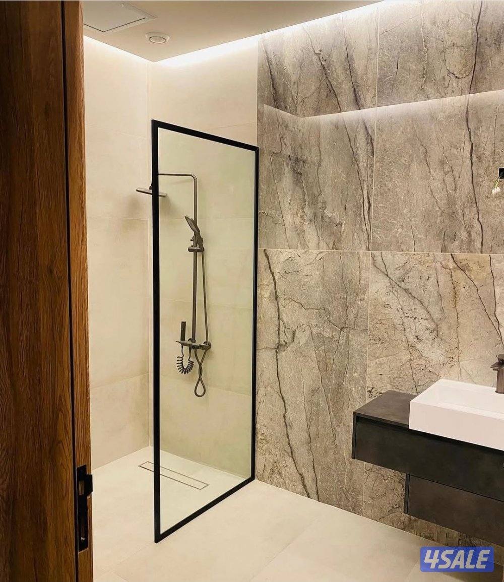 تركيب زجاج ومرايا تركيب شاورات تركيب قواطع زجاج وادربزين زجاج0