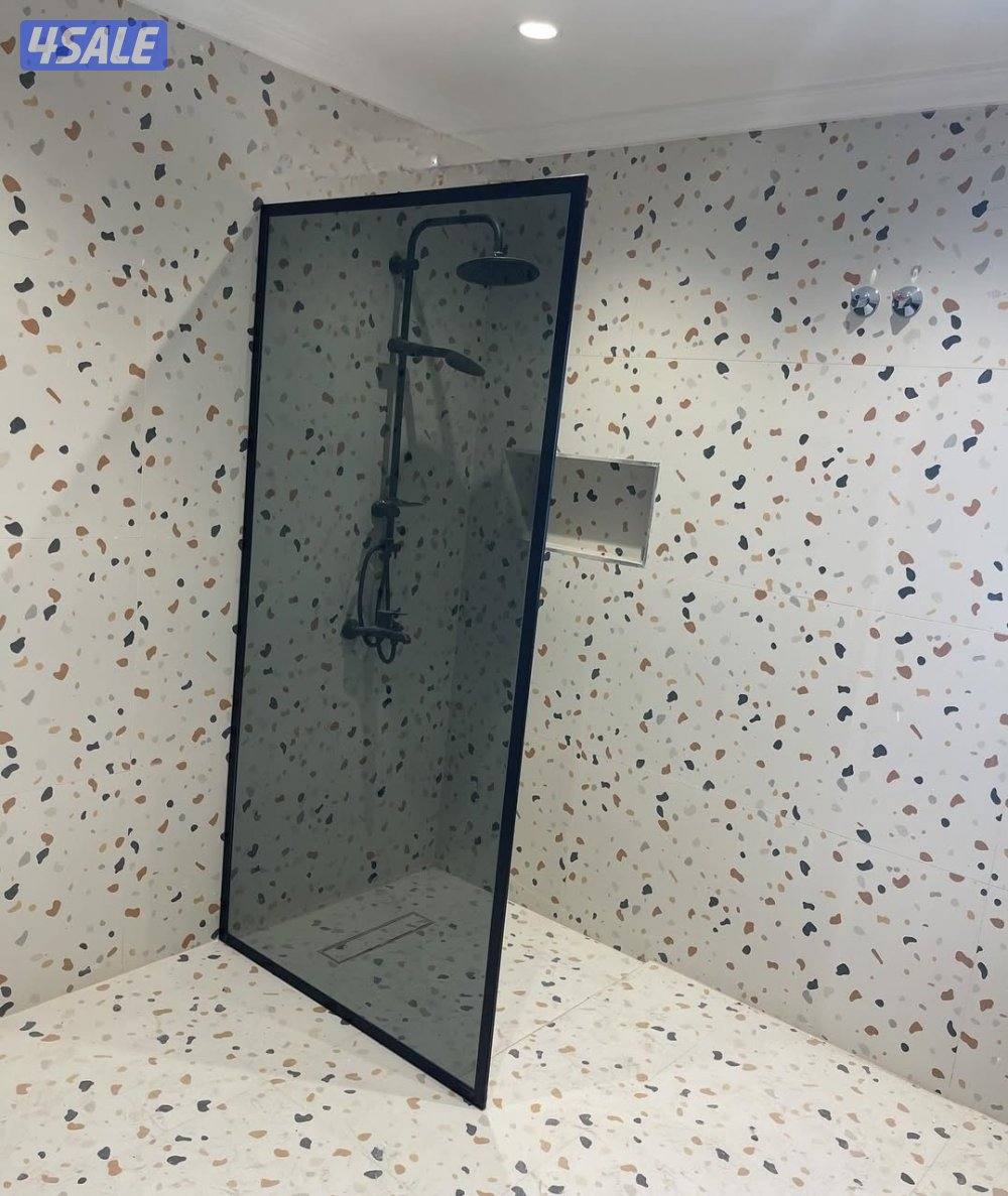 تركيب زجاج ومرايا تركيب شاورات تركيب قواطع زجاج وادربزين زجاج1